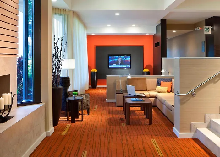 Courtyard Miami Airport West Doral
