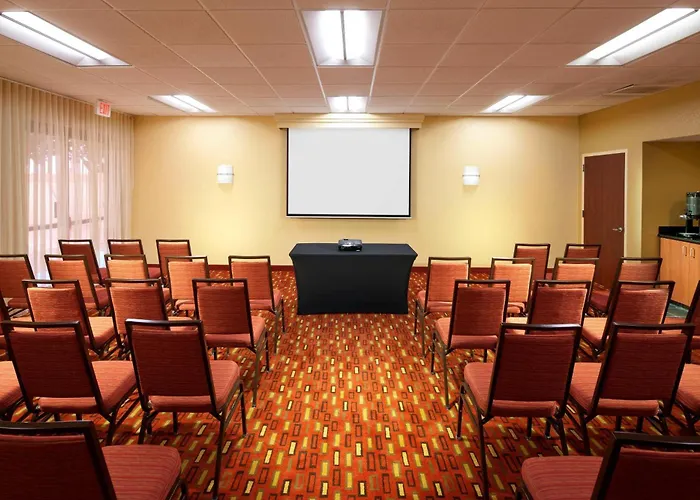 Courtyard Miami Airport West Doral